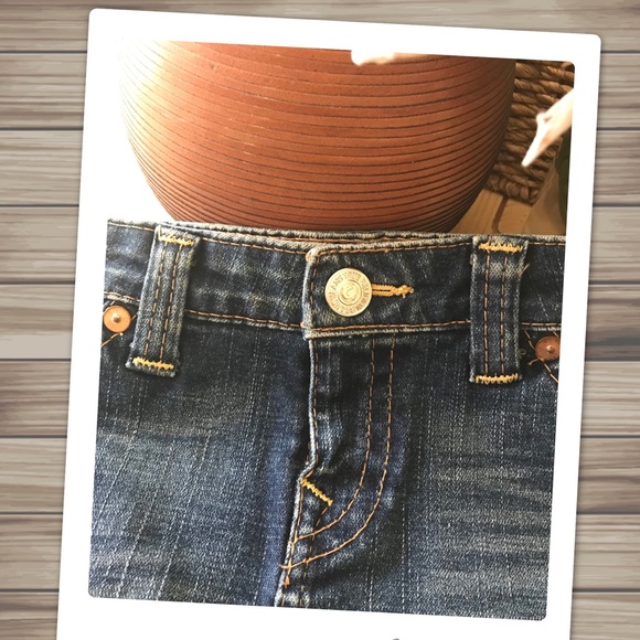 TRUE RELIGION Premium Denim Mini Skirt! - Picture 2 of 5